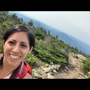 Meet your Posher, Christine